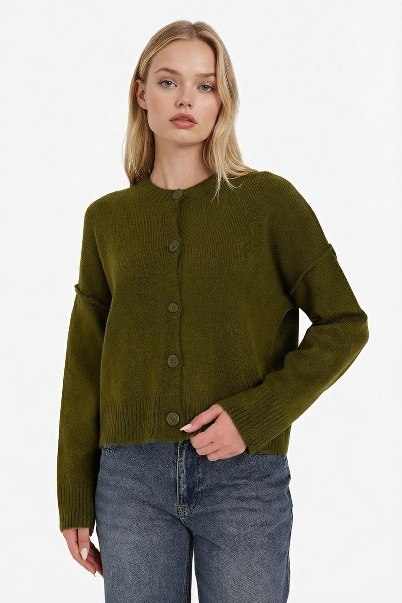 ديفاكتو كارديجان قصة عادية برقبة مستديرة - Image 3